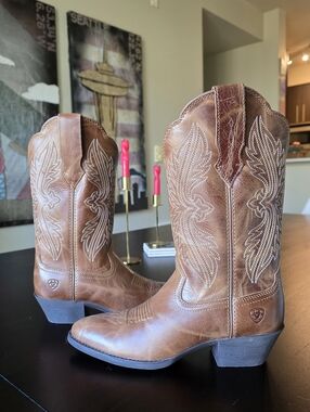 Brand New Ariat Heritage Stretchfit R